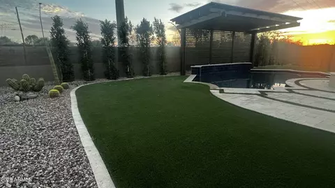 Exterior - 2535 E Thornton Ct, Gilbert, AZ 85297 photo 8 of 9