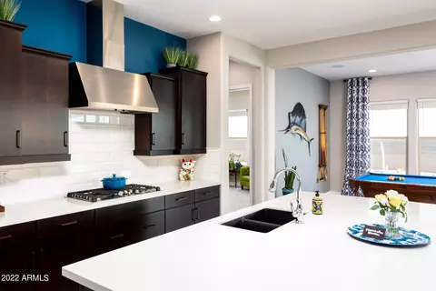 Kitchen - 2535 E Thornton Ct, Gilbert, AZ 85297 photo 5 of 6