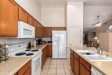 Kitchen - 9751 E Impala Ave, Mesa, AZ 85209 photo 3 of 3