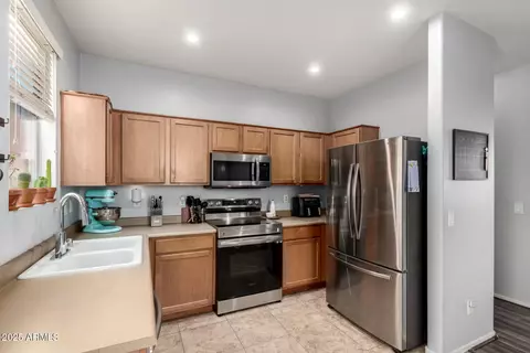 5145 W Odeum Ln, Phoenix, AZ 85043 photo 12
