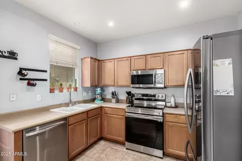 5145 W Odeum Ln, Phoenix, AZ 85043 photo 10