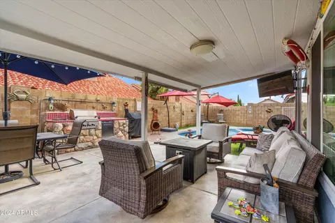 4121 E Ashurst Dr, Phoenix, AZ 85048 photo 4