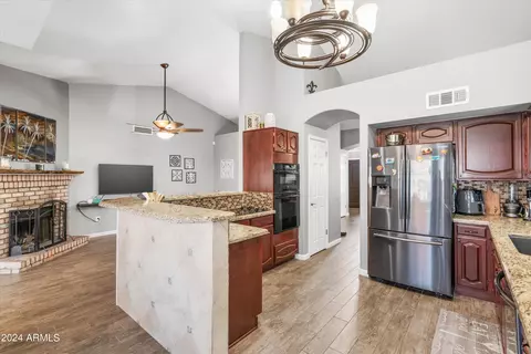 4121 E Ashurst Dr, Phoenix, AZ 85048 photo 11