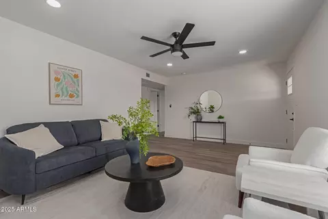 1912 E Balboa Dr, Tempe, AZ 85282 photo 5