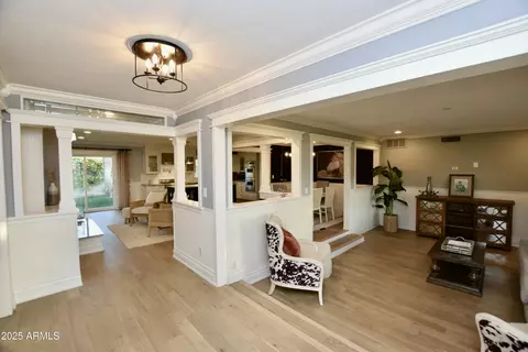 320 E Marlette Ave, Phoenix, AZ 85012 photo 9