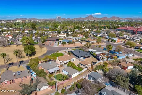 View/Area - 855 E Windsor Ave, Phoenix, AZ 85006 photo 2 of 11