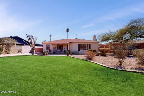 Exterior - 855 E Windsor Ave, Phoenix, AZ 85006 photo 3 of 11