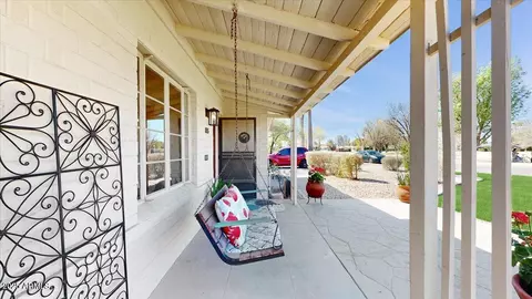 Exterior - 855 E Windsor Ave, Phoenix, AZ 85006 photo 4 of 11