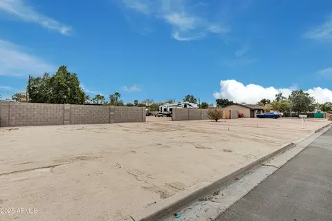 Exterior - 1425 N 64th St, Mesa, AZ 85205 photo 8 of 8