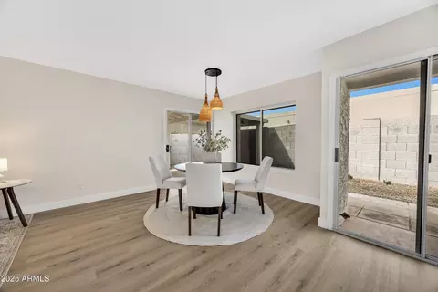 Dining - 1108 E Villa Rita Dr, Phoenix, AZ 85022 photo 2 of 2