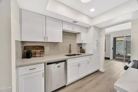 Kitchen - 1108 E Villa Rita Dr, Phoenix, AZ 85022 photo 1 of 3