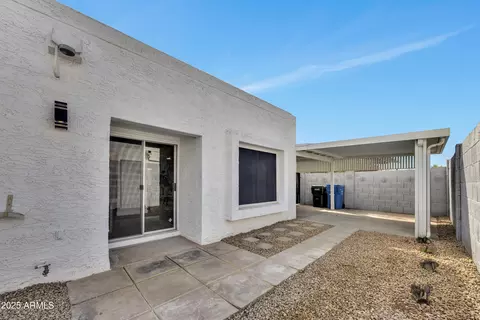 Exterior - 1108 E Villa Rita Dr, Phoenix, AZ 85022 photo 5 of 5