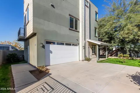 2012 W Lawrence Rd, Phoenix, AZ 85015