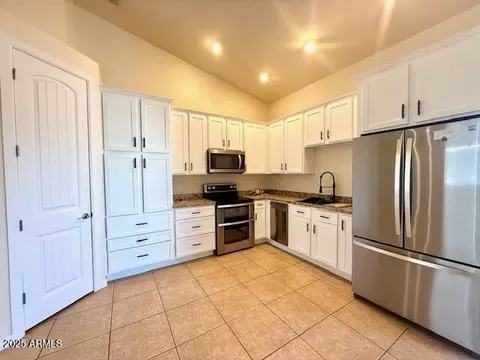 50 S Elmont Dr, Apache Junction, AZ 85120 photo 4