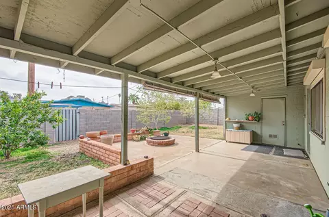 Exterior - 2333 E Larkspur Dr, Phoenix, AZ 85022 photo 3 of 7