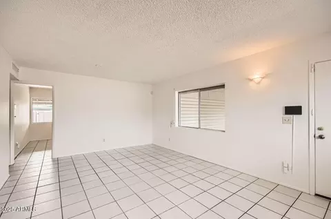 Living - 2333 E Larkspur Dr, Phoenix, AZ 85022 photo 2 of 3