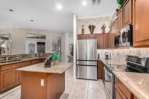 1252 N Pine St, Gilbert, AZ 85233 photo 9