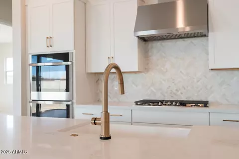 1254 E Penedes Dr, Gilbert, AZ 85298 photo 4