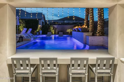 Exterior - 528 E Ashurst Dr, Phoenix, AZ 85048 photo 8 of 10