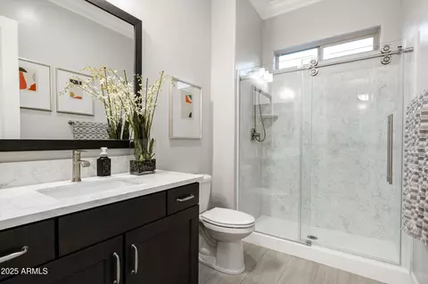 Bath - 528 E Ashurst Dr, Phoenix, AZ 85048 photo 4 of 7