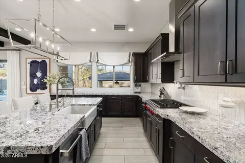 Kitchen - 528 E Ashurst Dr, Phoenix, AZ 85048 photo 3 of 6