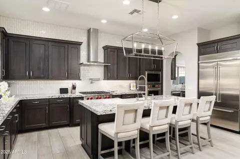 Kitchen - 528 E Ashurst Dr, Phoenix, AZ 85048 photo 2 of 6