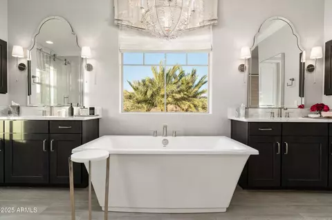 Bath - 528 E Ashurst Dr, Phoenix, AZ 85048 photo 3 of 7