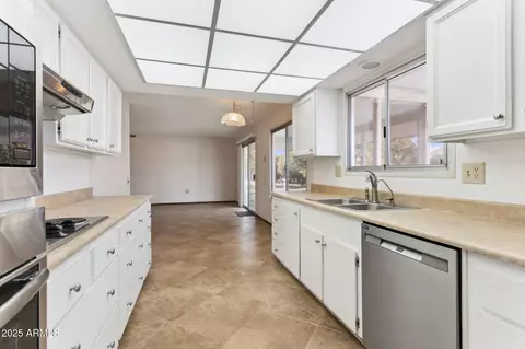 12526 W Rampart Dr, Sun City West, AZ 85375