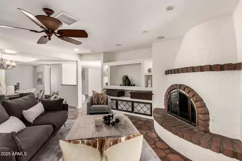 3229 E Malapai Dr, Phoenix, AZ 85028 photo 8