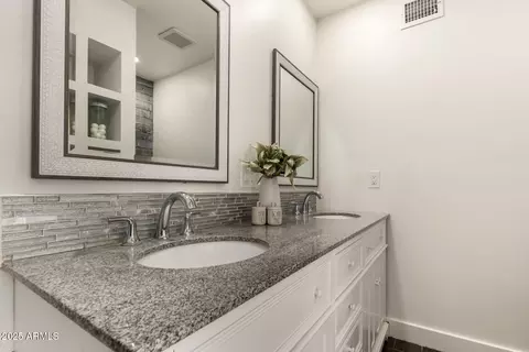 3229 E Malapai Dr, Phoenix, AZ 85028 photo 19