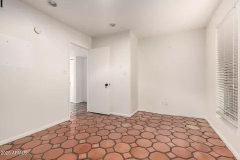 3229 E Malapai Dr, Phoenix, AZ 85028 photo 24