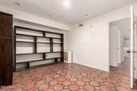 3229 E Malapai Dr, Phoenix, AZ 85028 photo 31