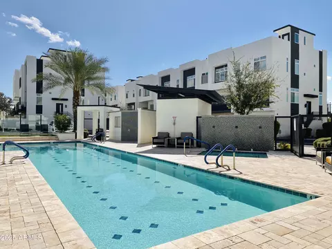 Exterior - 1717 E Morten Ave #2, Phoenix, AZ 85020 photo 23 of 25