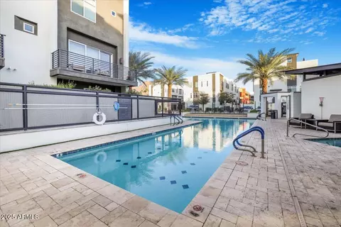 Exterior - 1717 E Morten Ave #2, Phoenix, AZ 85020 photo 19 of 25