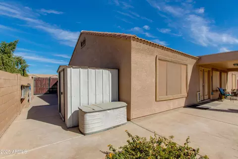 Exterior - 8637 E Olla Ave, Mesa, AZ 85212 photo 11 of 12