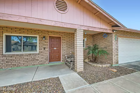 521 E Oraibi Dr, Phoenix, AZ 85024 photo 8