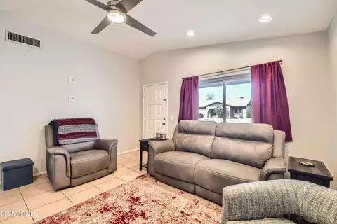 521 E Oraibi Dr, Phoenix, AZ 85024 photo 9