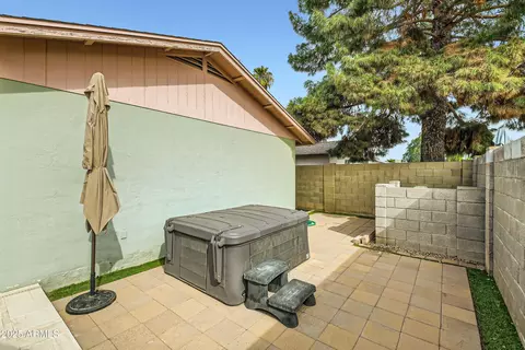 521 E Oraibi Dr, Phoenix, AZ 85024 photo 25