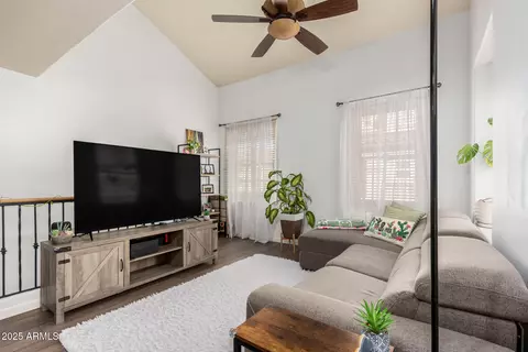 1335 S Owl Dr, Gilbert, AZ 85296 photo 5