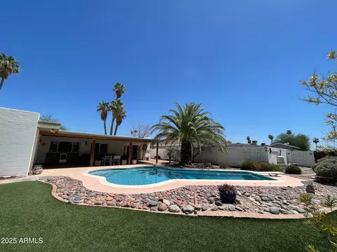 Exterior - 1407 E Laguna Dr, Tempe, AZ 85282 photo 5 of 7