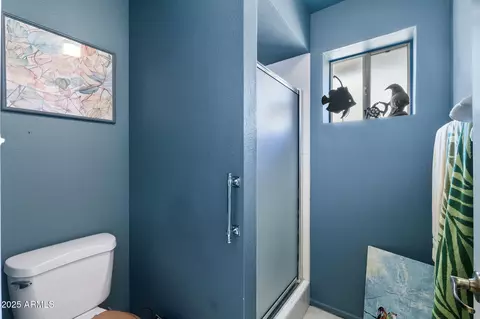 Bath - 7906 E Naranja Ave, Mesa, AZ 85209 photo 2 of 3