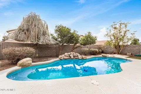 Exterior - 2621 E Stottler Dr, Gilbert, AZ 85296 photo 2 of 4