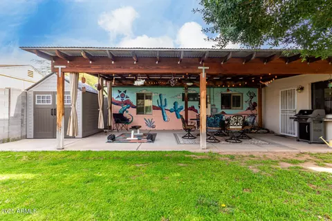 Exterior - 3834 N 32nd Pl, Phoenix, AZ 85018 photo 7 of 7