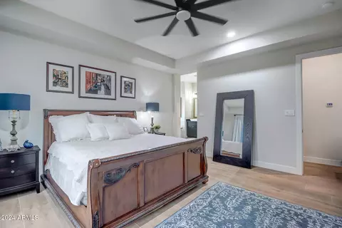 Bedroom - 39705 N 3rd St, Phoenix, AZ 85086 photo 1 of 3