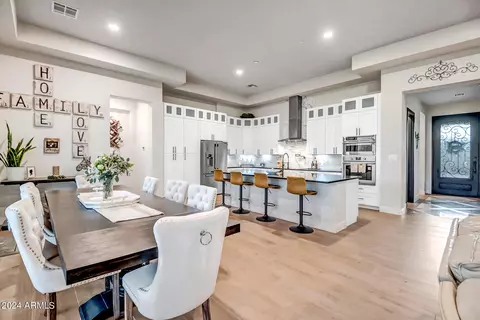 Dining - 39705 N 3rd St, Phoenix, AZ 85086 photo 2 of 3
