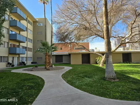 Exterior - 349 E Thomas Rd #E402, Phoenix, AZ 85012 photo 2 of 10