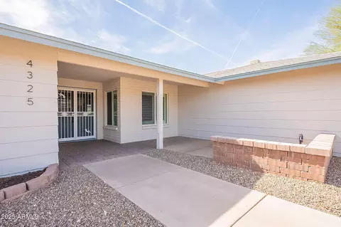 Exterior - 4325 E Sacaton St, Phoenix, AZ 85044 photo 4 of 5