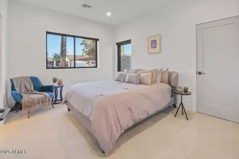 521 W Stella Ln, Phoenix, AZ 85013 photo 22
