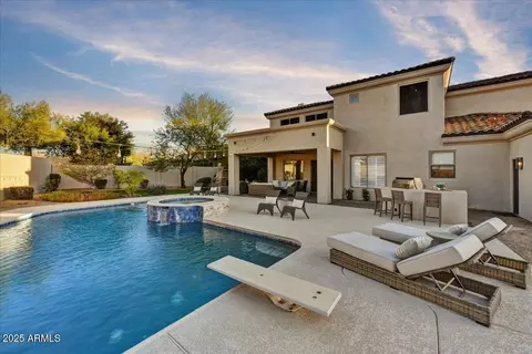 3812 E Parkside Ln, Phoenix, AZ 85050