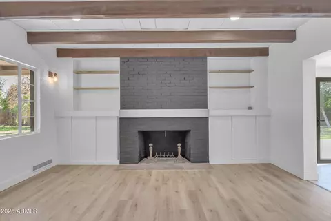 Living - 2425 E Harvard St, Phoenix, AZ 85008 photo 4 of 6